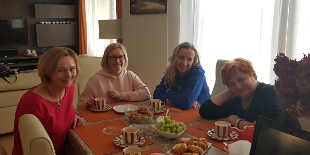 My zadumali, kob spotykatisie kažny miêseć...