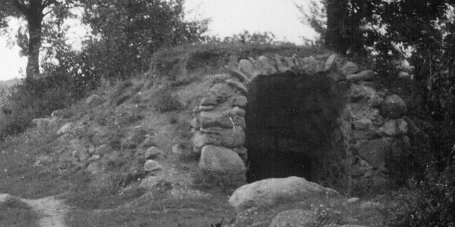 Kamienny sklep. Sakolščyna, 1960-ja leta (Fatahrafija Marjana Pieciukieviča)