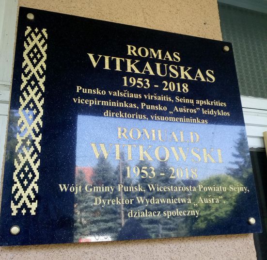 Tablica poświęcona lokalnemu działaczowi litewskiemu