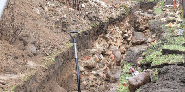 W Orli odkryto wielkie ceglano-kamienne fundamenty sprzed wieków Fot. z: bielsk.eu