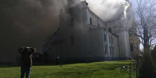 Пажар касцёла ў Будславе 11 траўня Наша Ніва