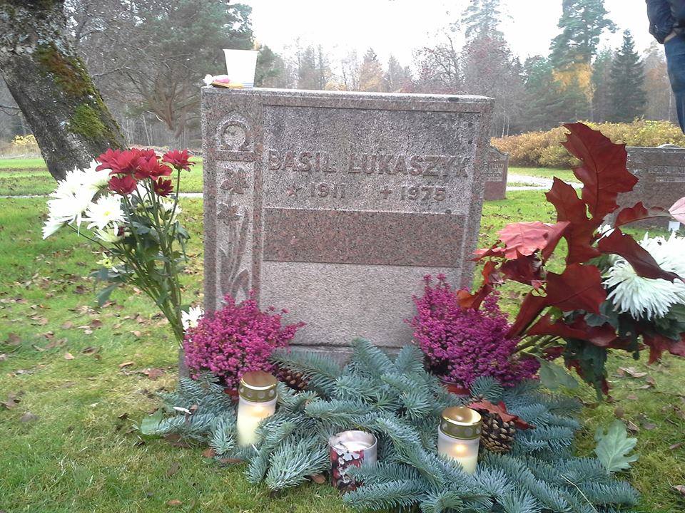 Grób Wasila Łukaszyka na cmentarzu w Gustavsbergu koło Sztokholmu. Jego symboliczna mogiła znajduje się też na prawosławnej części cmentarza w Choroszczy. To jeszcze jedna zagadka Фота Андрэя Катлярчука