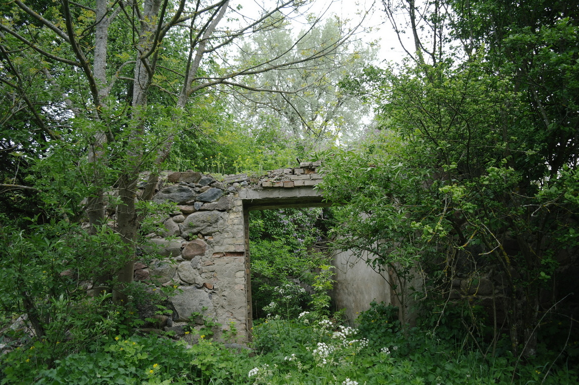 Dwór grobowiec w Jaryłówce, fot. J. Sulżyk