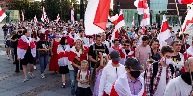 Уроцлаў, 9 жніўня. Дэманстрацыя беларускай дыяспары ў гадавіну сфальшаваных прэзідэнцкіх выбараў у Беларусі Радыё Рацыя