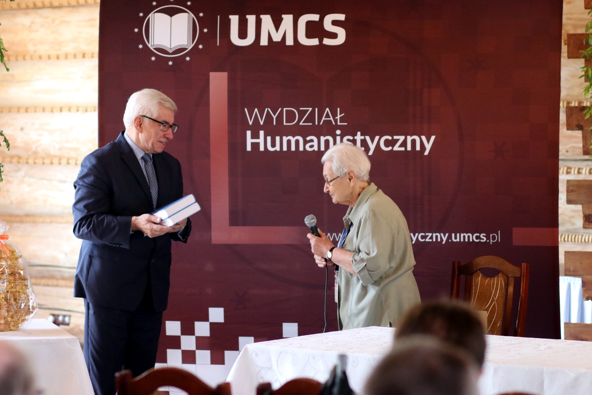 Prof. Michał Sajewicz z prof. Elżbietą Smułkową