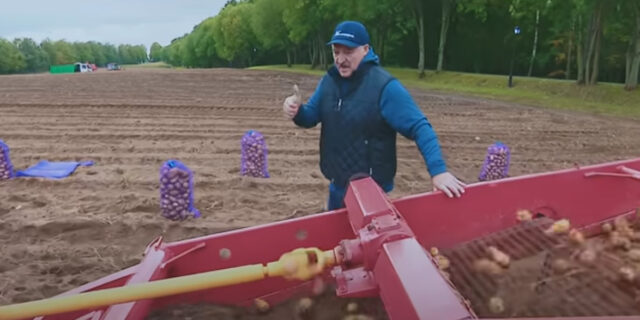 Kadr z teledysku na YouTube