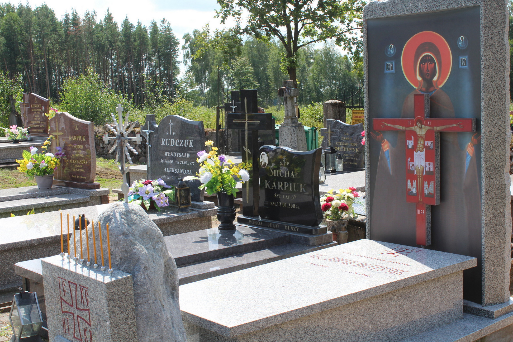 Помнік св. пакутніцы Марыі (Петручук) на могілках у Малешах Фота Юркі Хмялеўскага