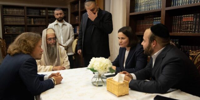 Святлана Ціханоўская сустрэлася ў Нью-Ёрку з лідарамі габрэйскай супольнасці Фота з Фейсбука