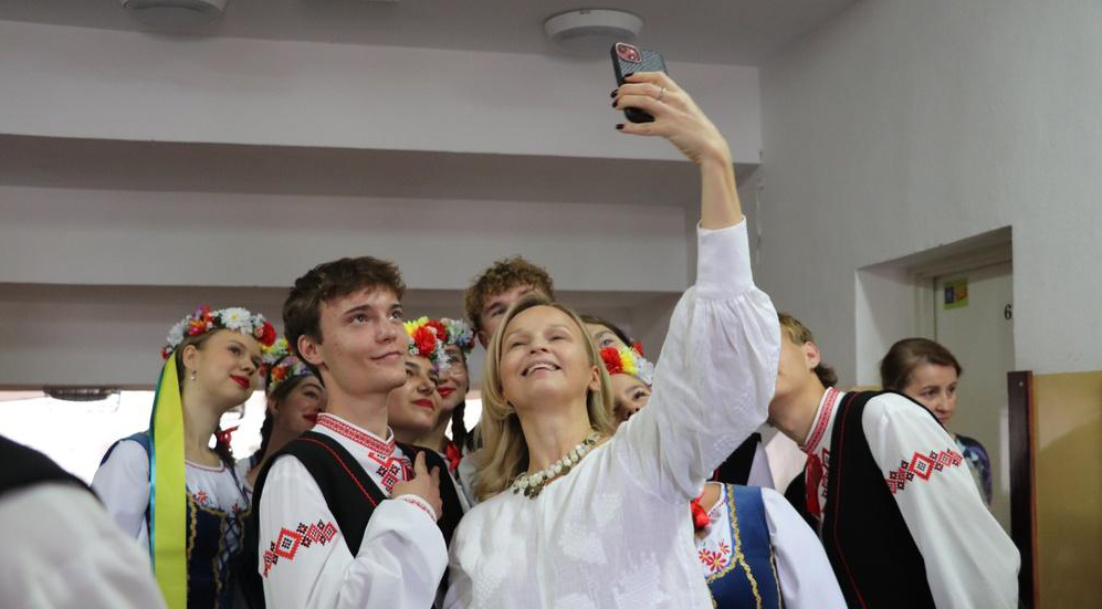 Вучні Гайнаўскага белліцэя падчас святкаванняў 75-годдзя школы  www.racyja.com