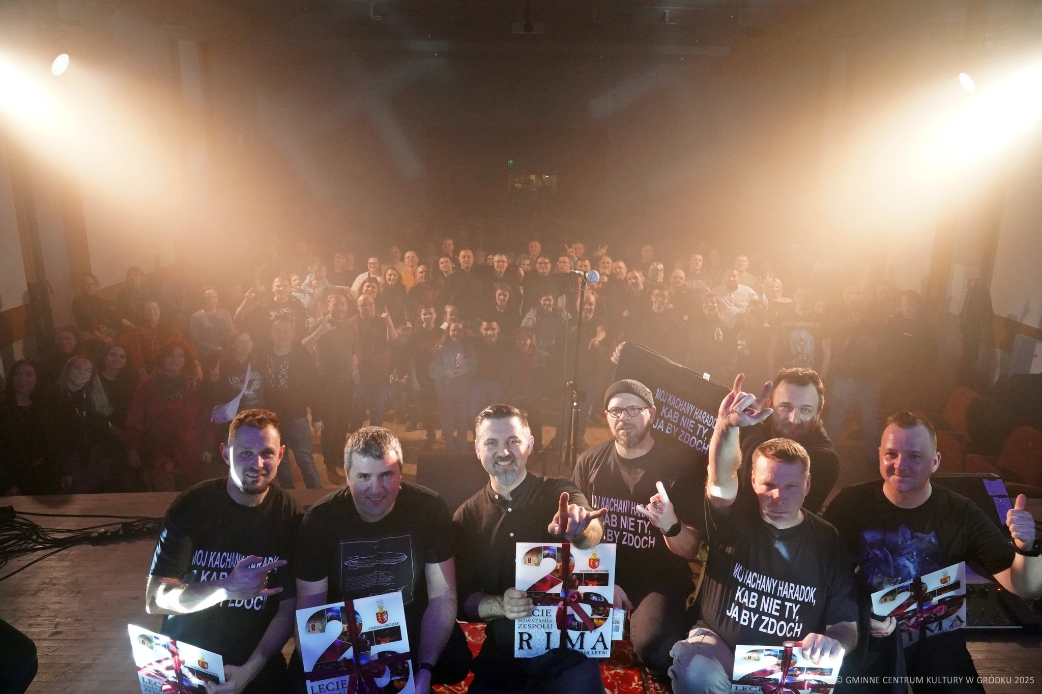 Гарадоцкі гурт RIMA пасля канцэрта з нагоды свайго 25-годдзя Фота Гміннага цэнтра культуры ў Гарадку