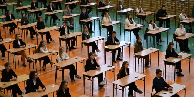 Matura w LO z DNJB w Hajnówce facebook.com/bialorus-hajnowka