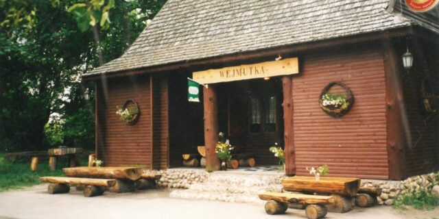 Wejście do „Wejmutki” Fot. Olimpia Pabian